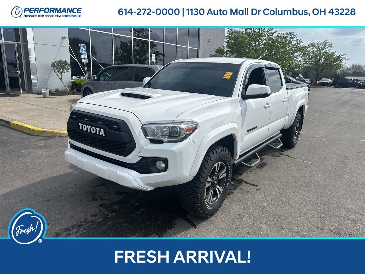 Used 2016 Toyota Tacoma TRD Sport image 8