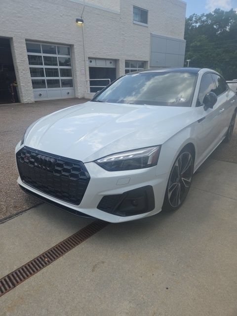 Used 2022 Audi S5 Prestige AWD/4WD image 2