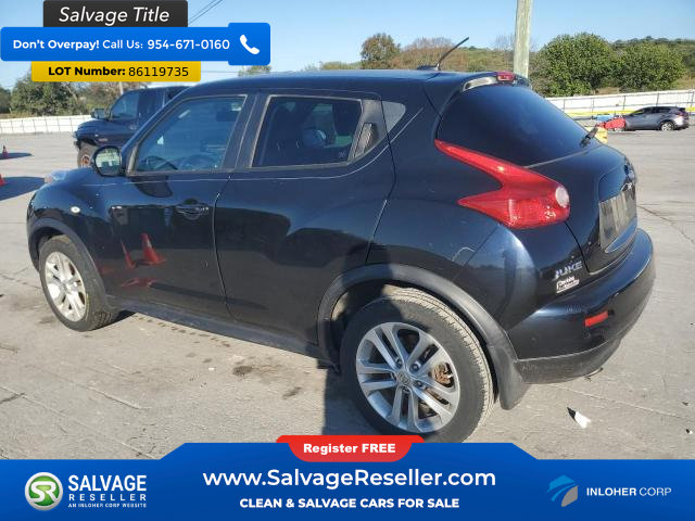 Used 2013 Nissan Juke SV image 3