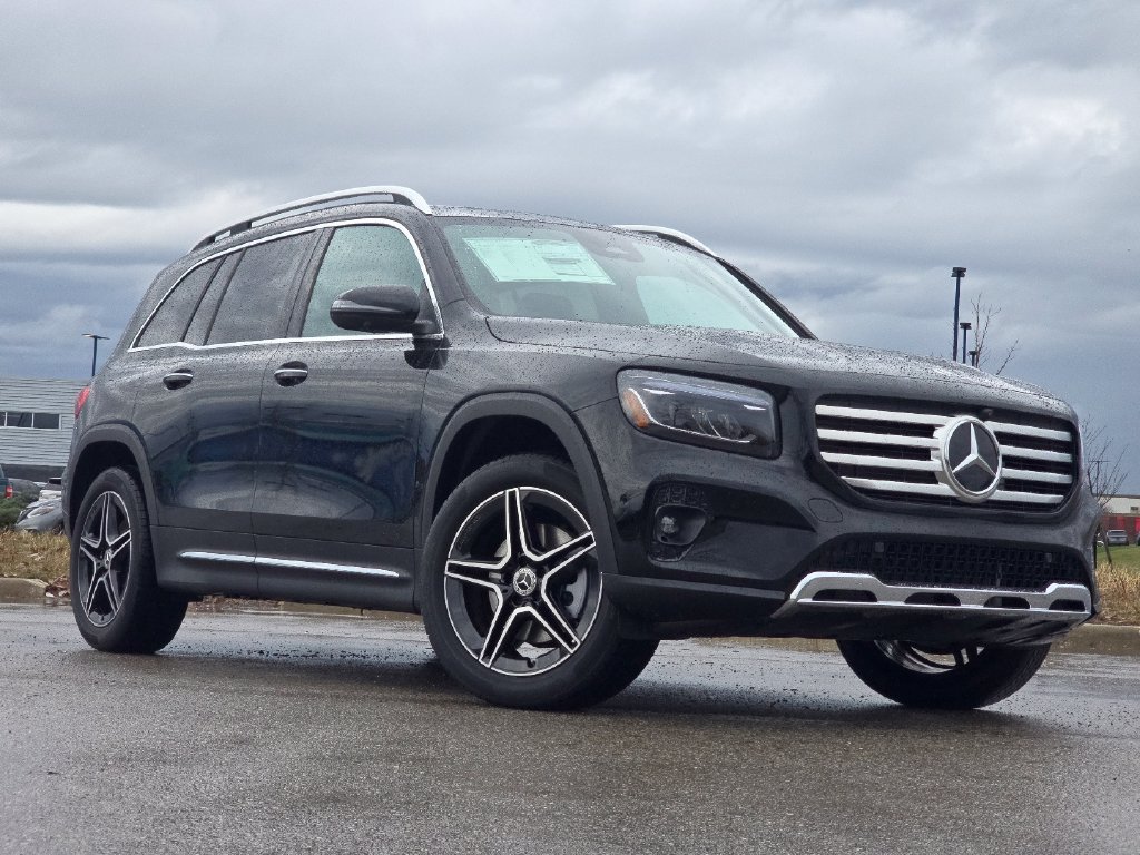 New 2026 Mercedes-Benz GLB 250 4MATIC image 2