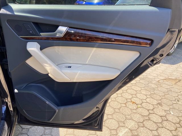 Used 2018 Audi Q5 2.0T Premium Plus AWD/4WD image 31