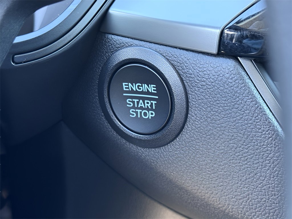 Used 2025 Ford Escape Active image 16