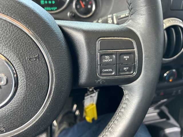 Used 2017 Jeep Wrangler Unlimited Rubicon image 14