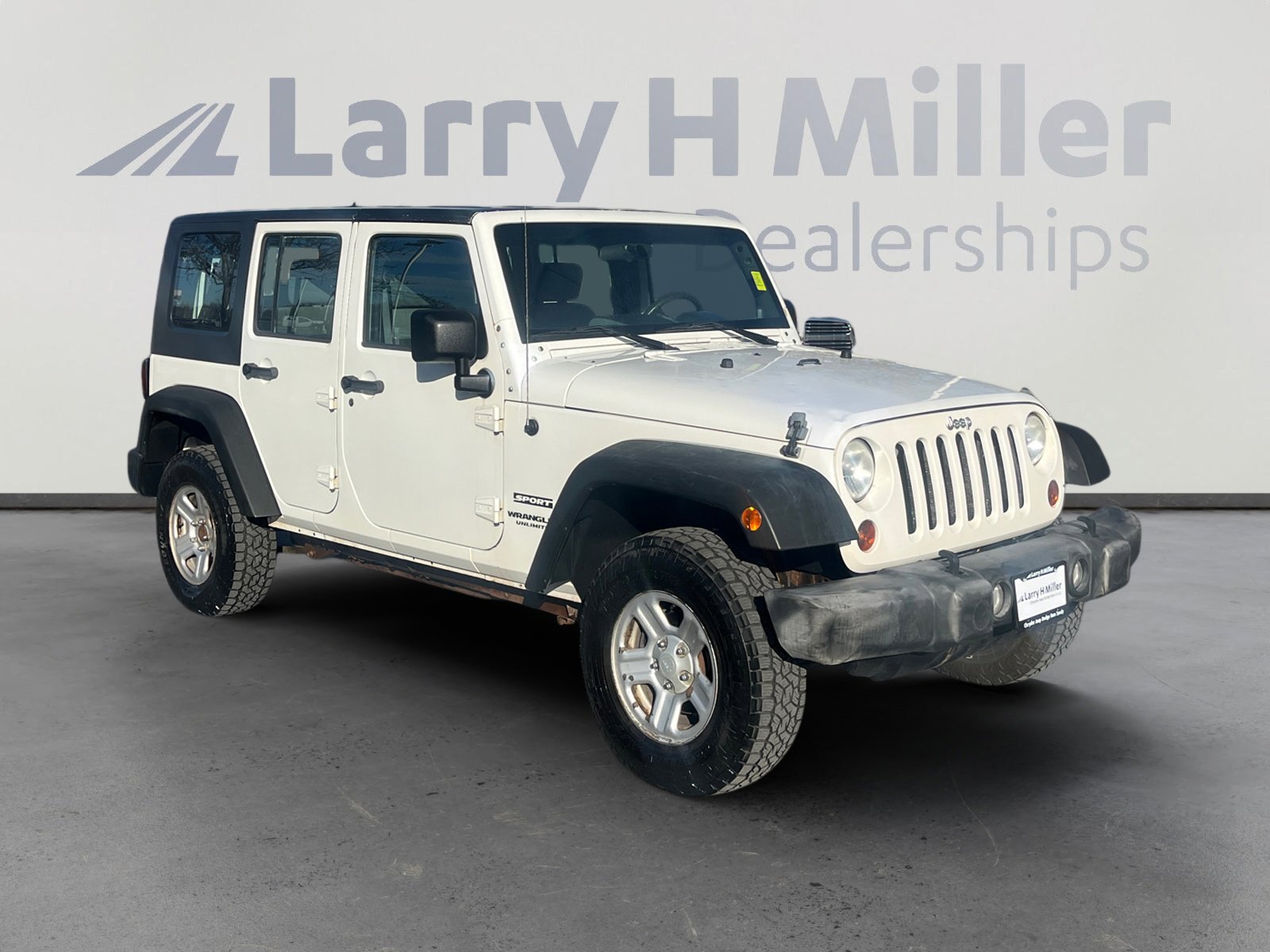 Used 2010 Jeep Wrangler Unlimited Sport image 7
