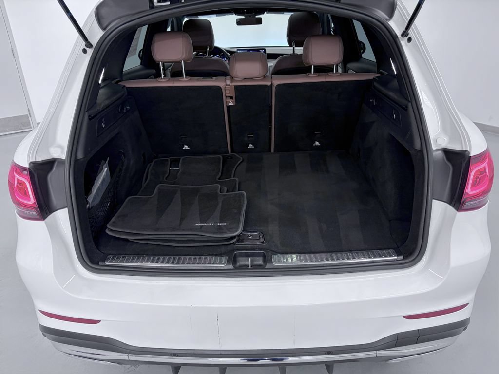 Used 2021 Mercedes-Benz GLC 300 4MATIC image 25