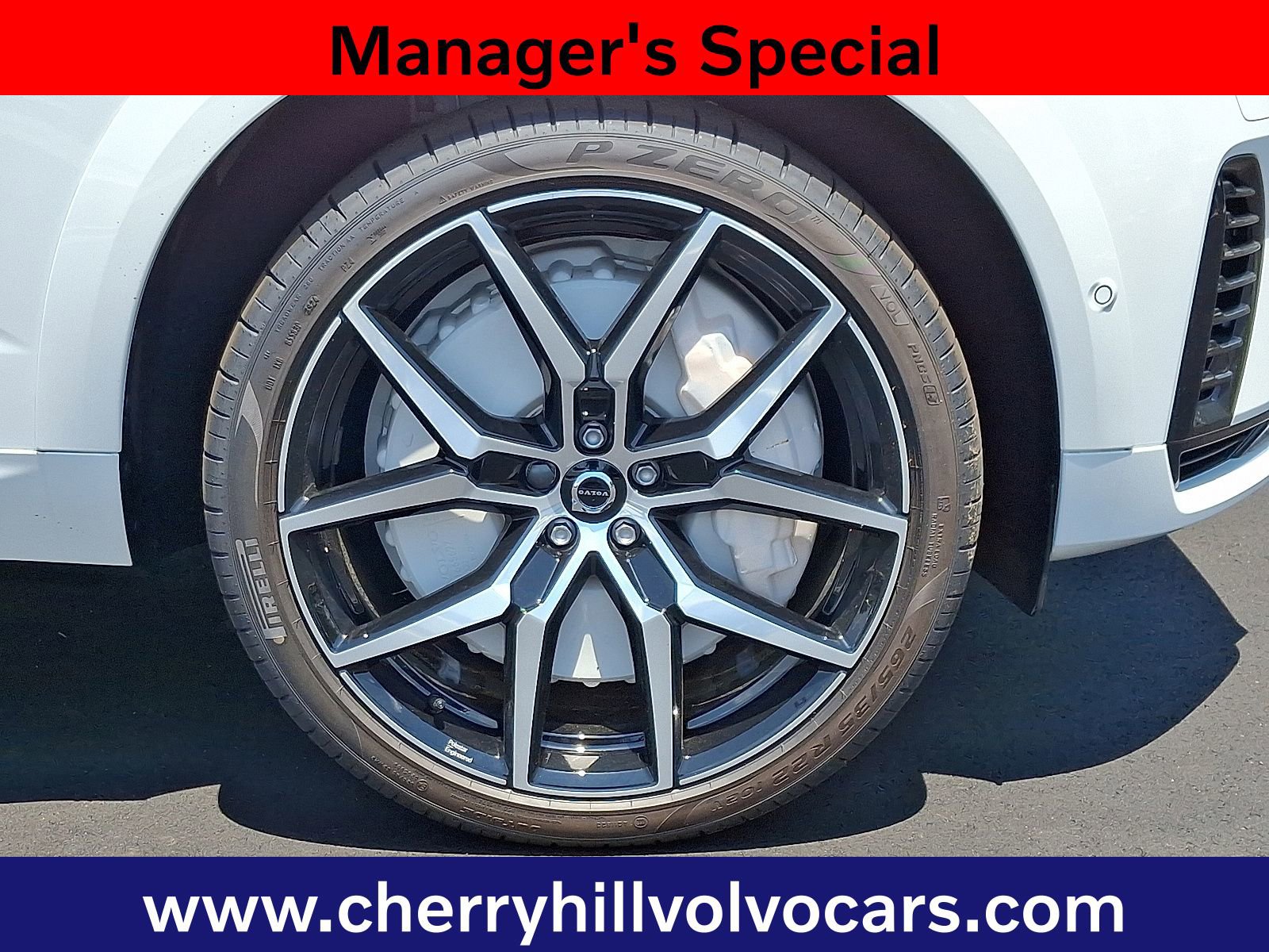 Certified 2025 Volvo XC60 T8 Polestar w/ Protection Package Premier image 9