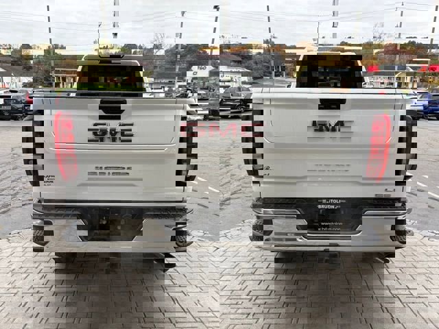 New 2026 GMC Sierra 2500 SLE w/ SLE Value Package; image 10