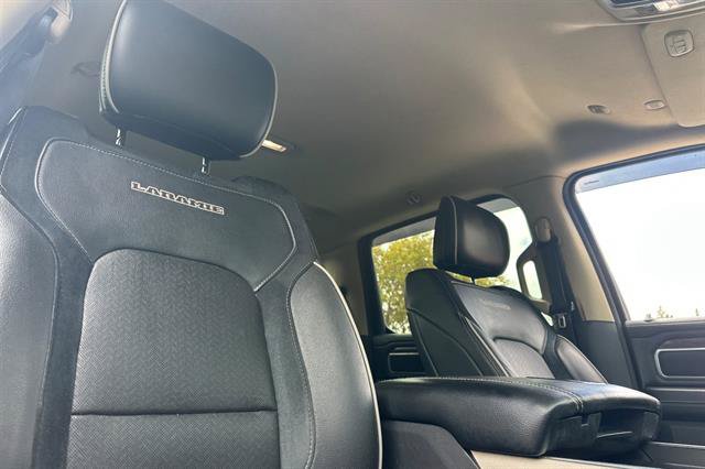 Used 2019 RAM 1500 Laramie AWD/4WD image 17
