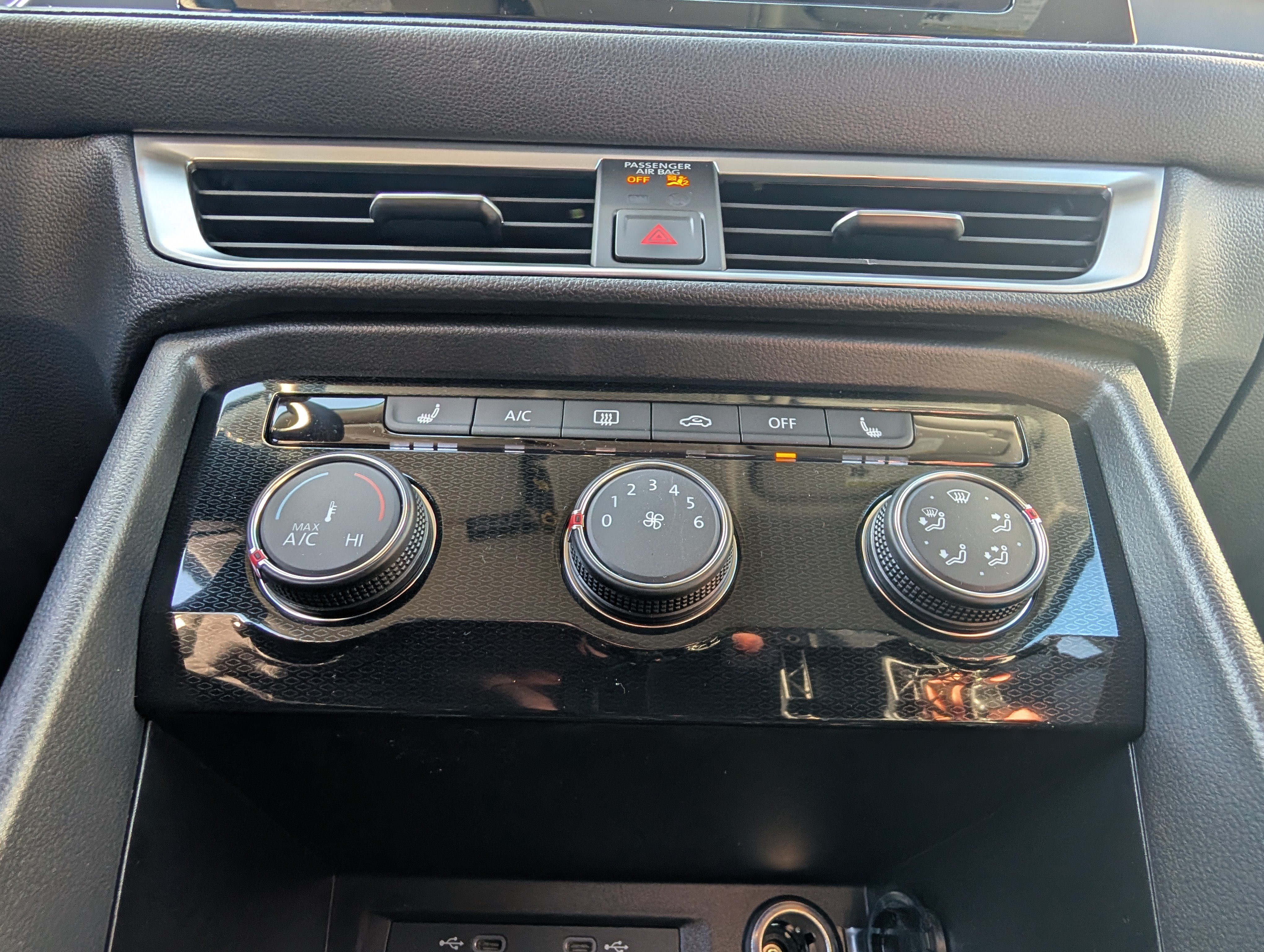 New 2027 Volkswagen Taos Sport AWD/4WD image 23