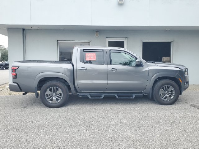 Certified 2025 Nissan Frontier SV w/ SV Convenience Package RWD image 5