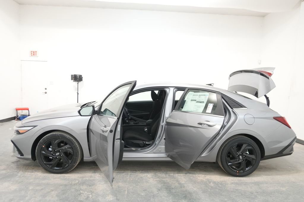 New 2026 Hyundai Elantra SEL Sport image 21