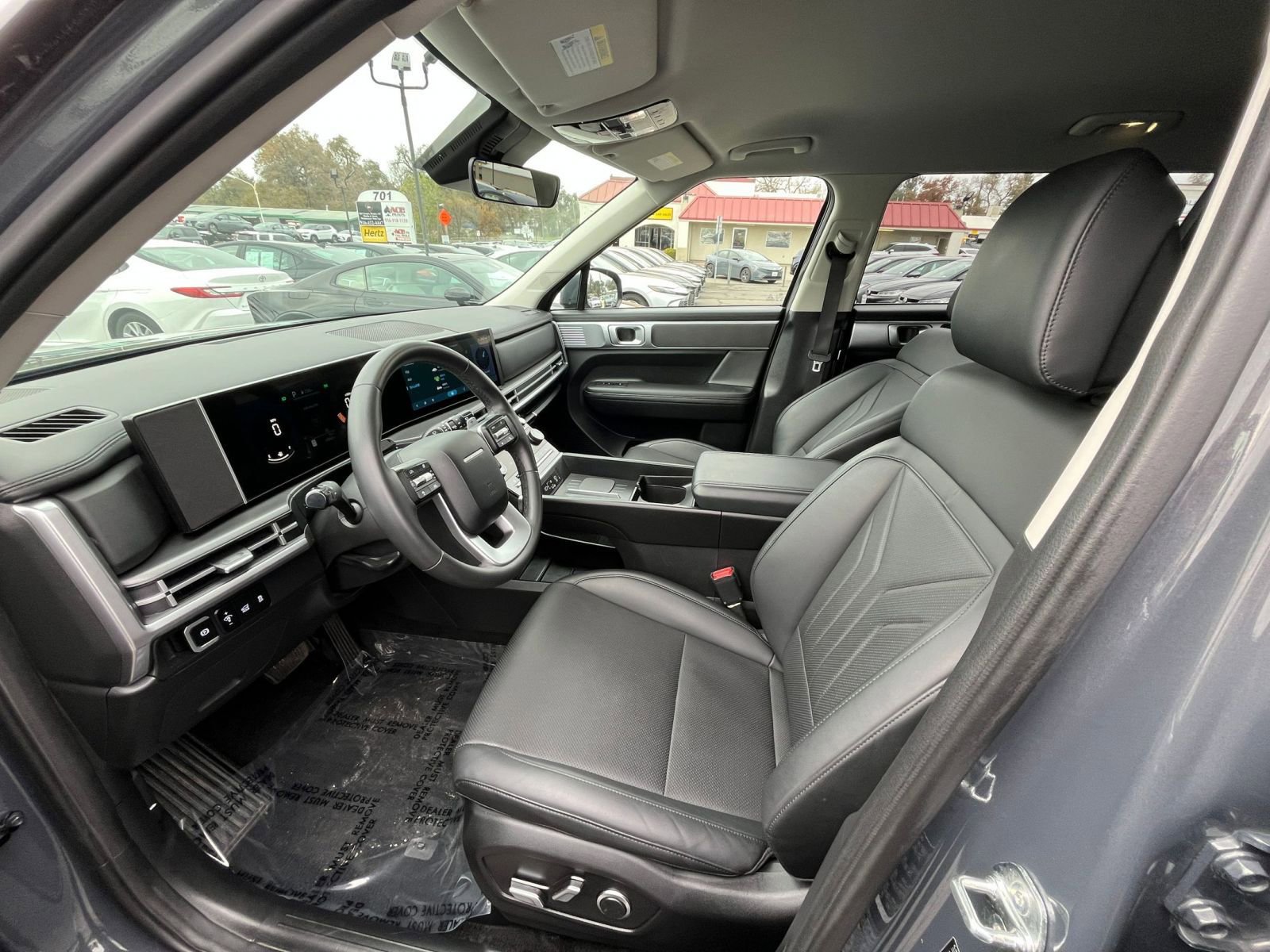 Used 2025 Hyundai Santa Fe SEL image 28