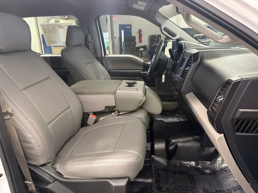 Used 2017 Ford F150 XL w/ XL Power Equipment Group AWD/4WD image 9