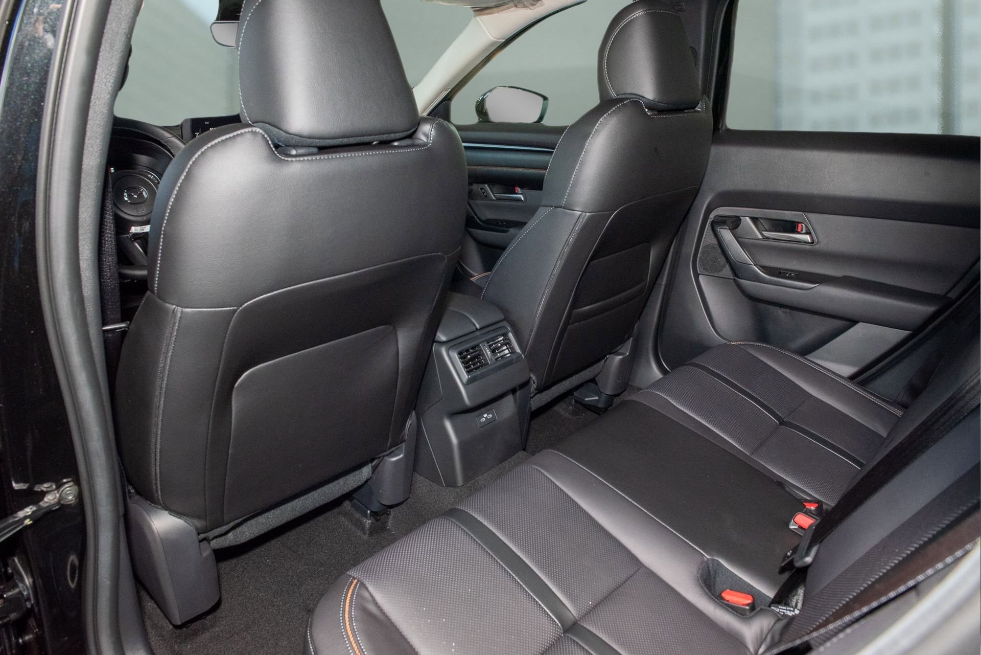 New 2026 MAZDA CX-50 AWD 2.5 S w/ Cargo Package image 18