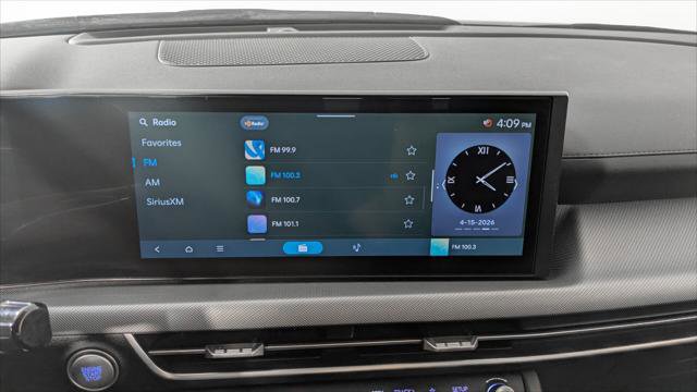 Used 2025 Hyundai Sonata SEL FWD image 30