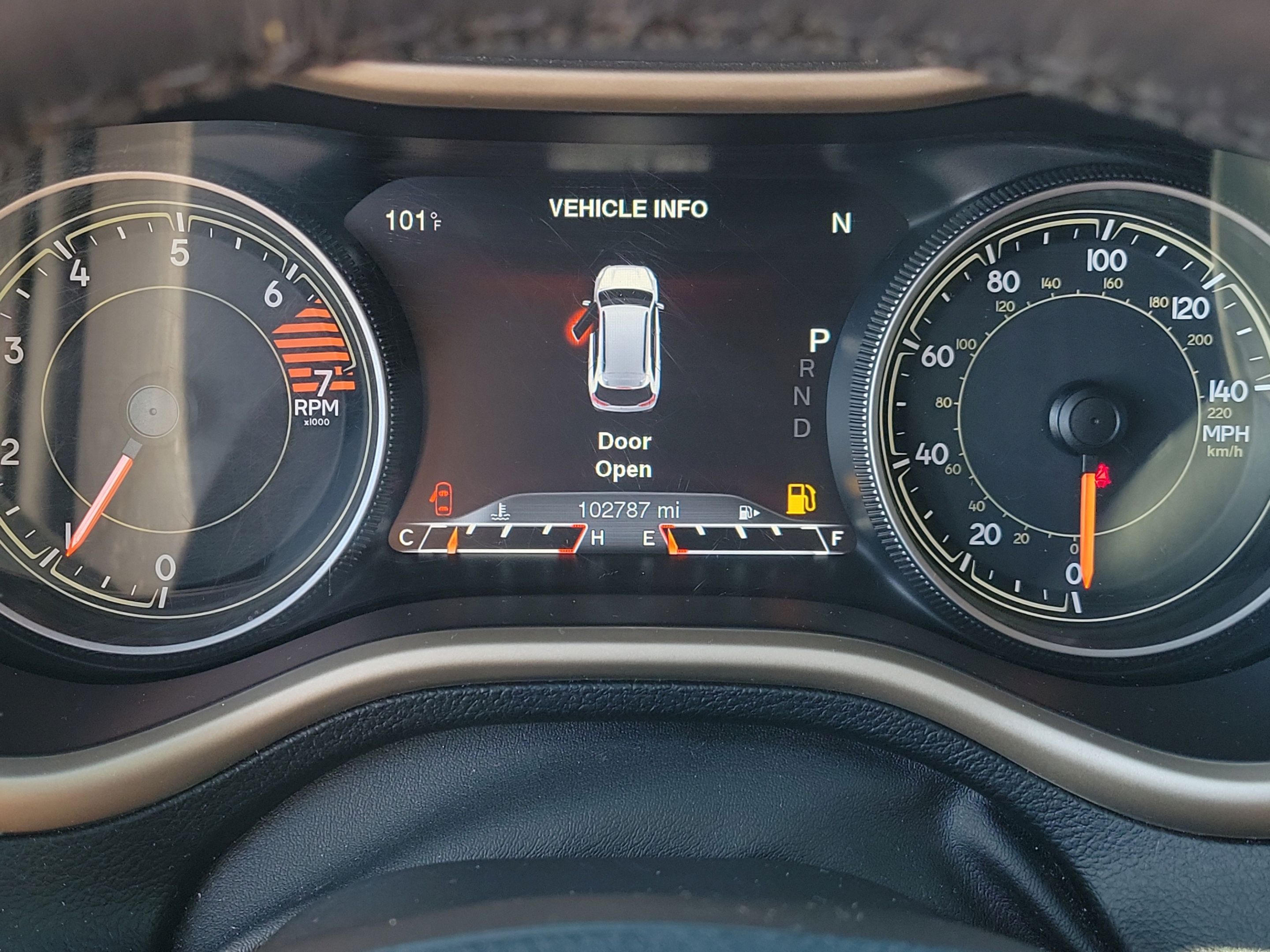 Used 2016 Jeep Cherokee Limited AWD/4WD image 16