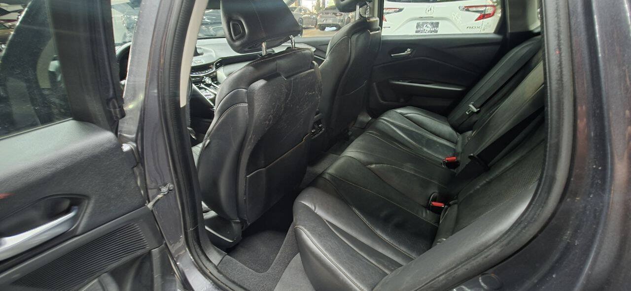 Used 2022 Acura TLX w/ Technology Package FWD image 15