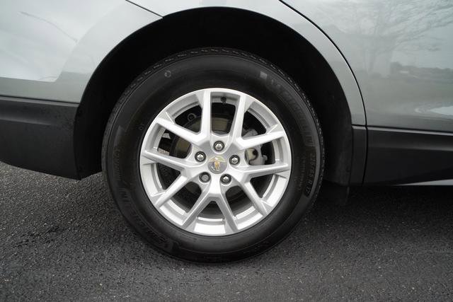Used 2024 Chevrolet Equinox LT w/ LPO, Floor Liner Package image 38