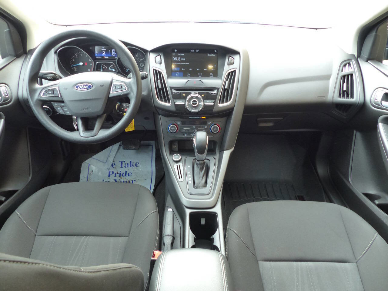 Used 2017 Ford Focus SEL image 27