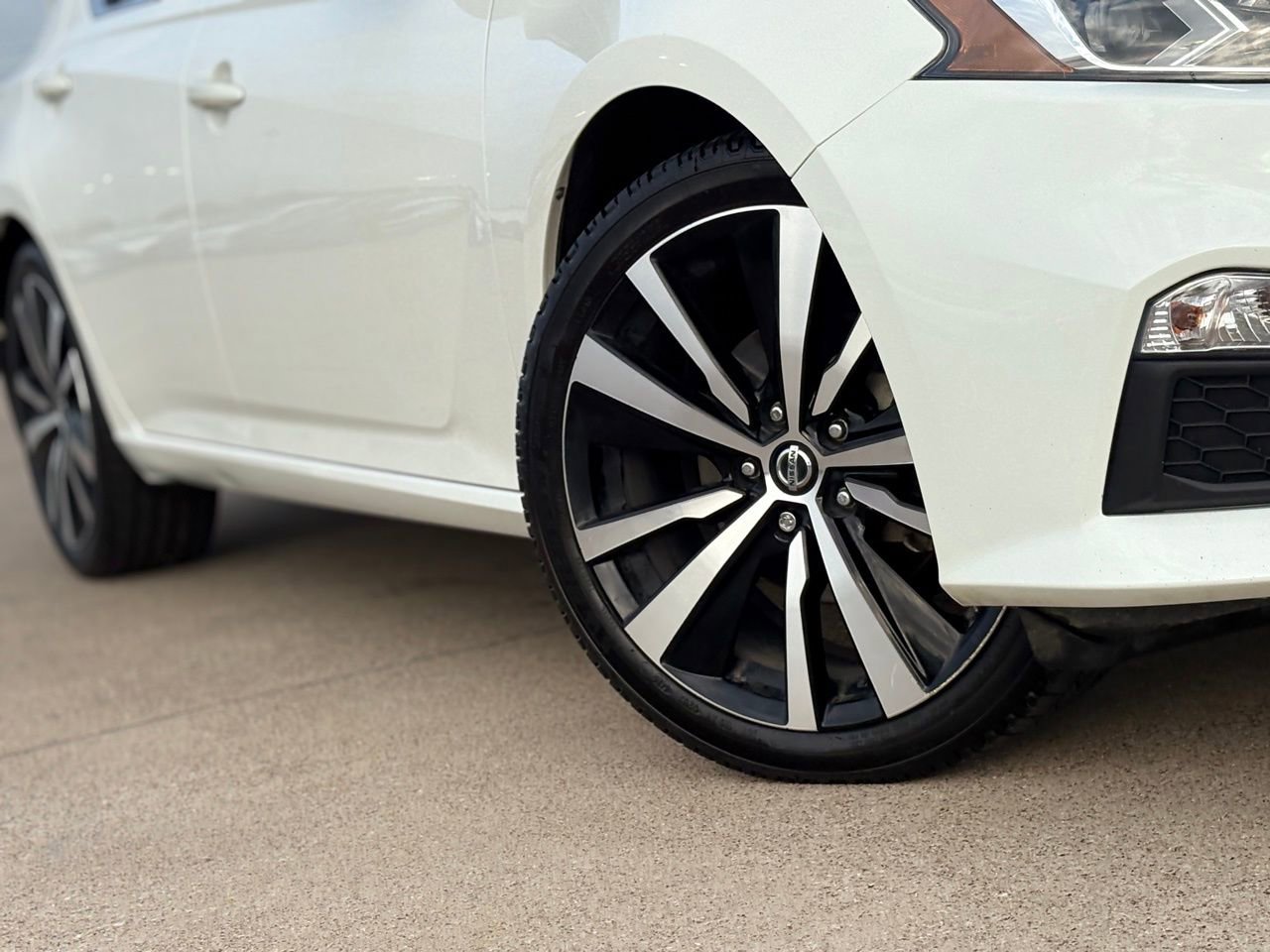 Certified 2021 Nissan Altima 2.5 SR image 11
