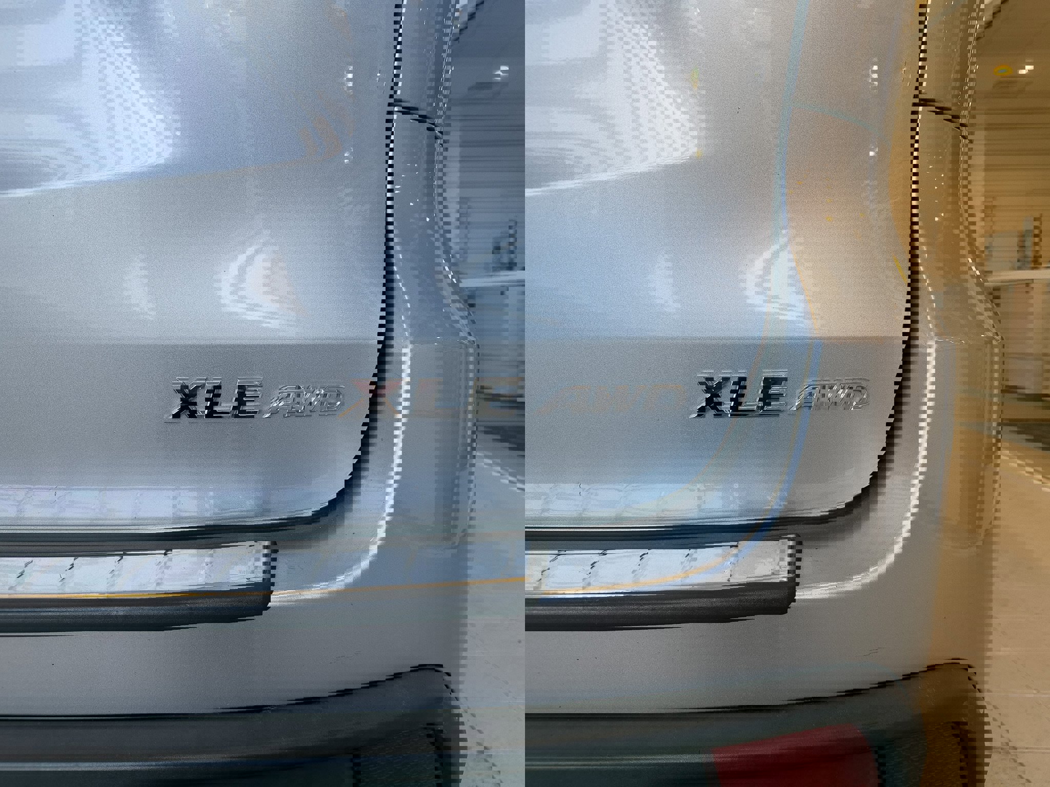 Used 2017 Toyota Highlander SE image 8