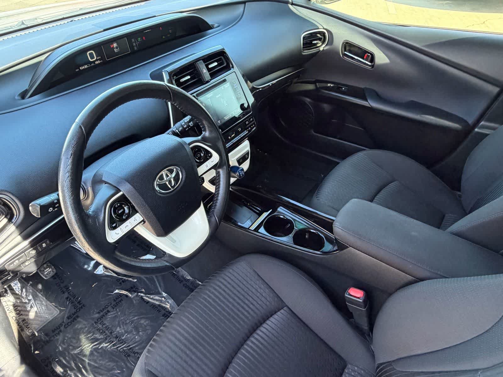 Used 2018 Toyota Prius Three FWD image 11