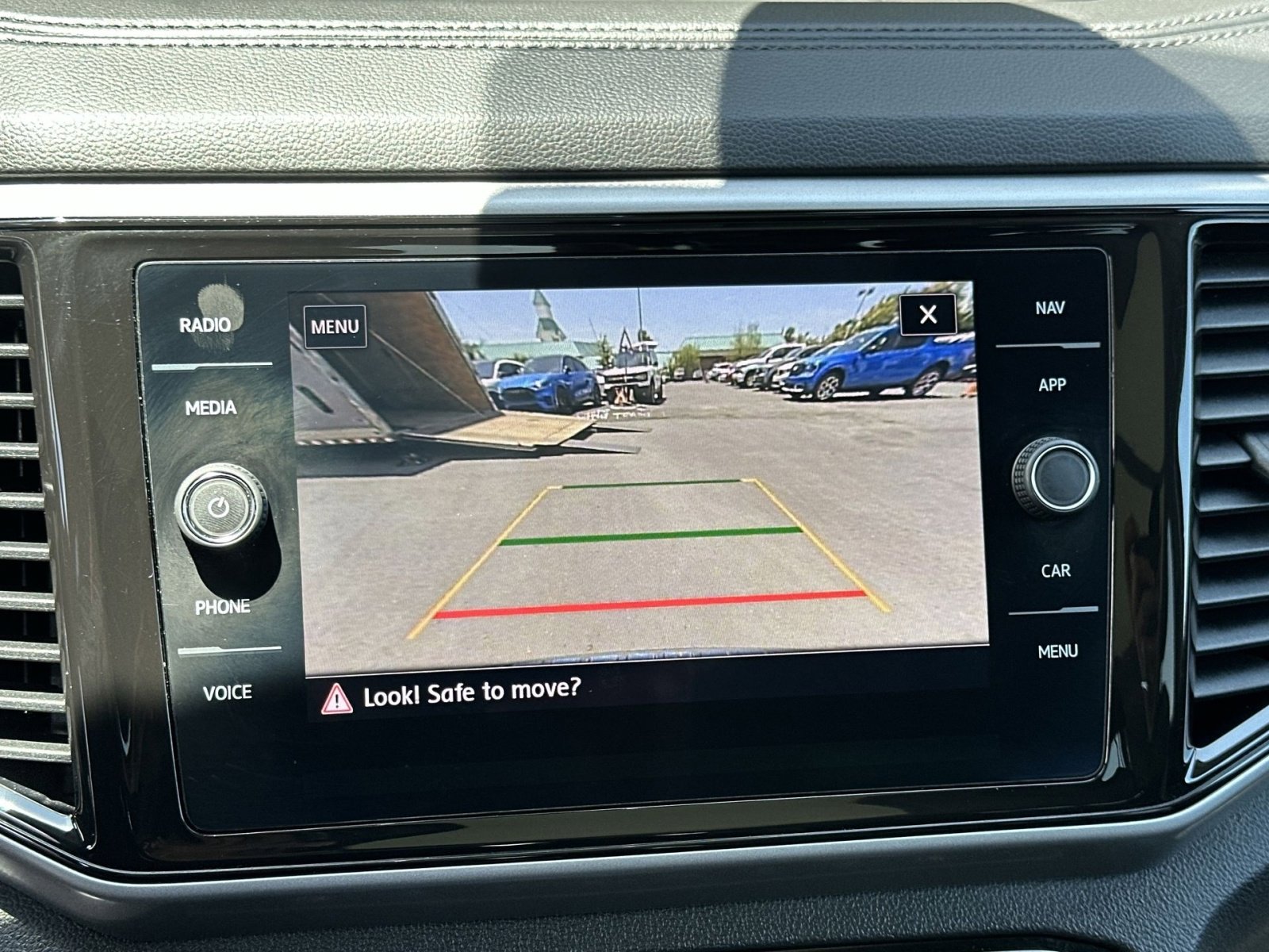 Used 2021 Volkswagen Atlas SEL Premium AWD/4WD image 27
