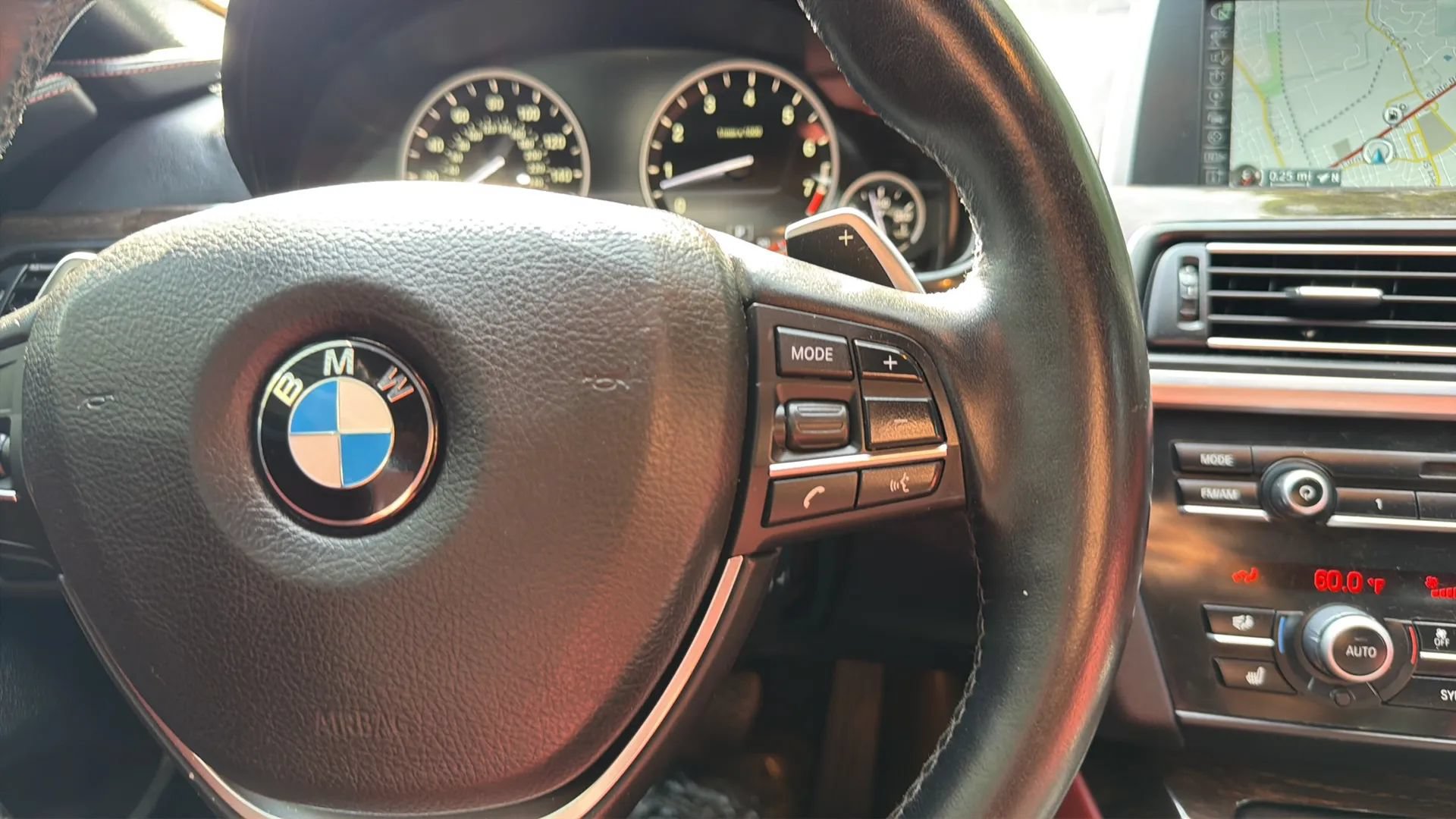 Used 2014 BMW 640i xDrive Convertible AWD/4WD image 28
