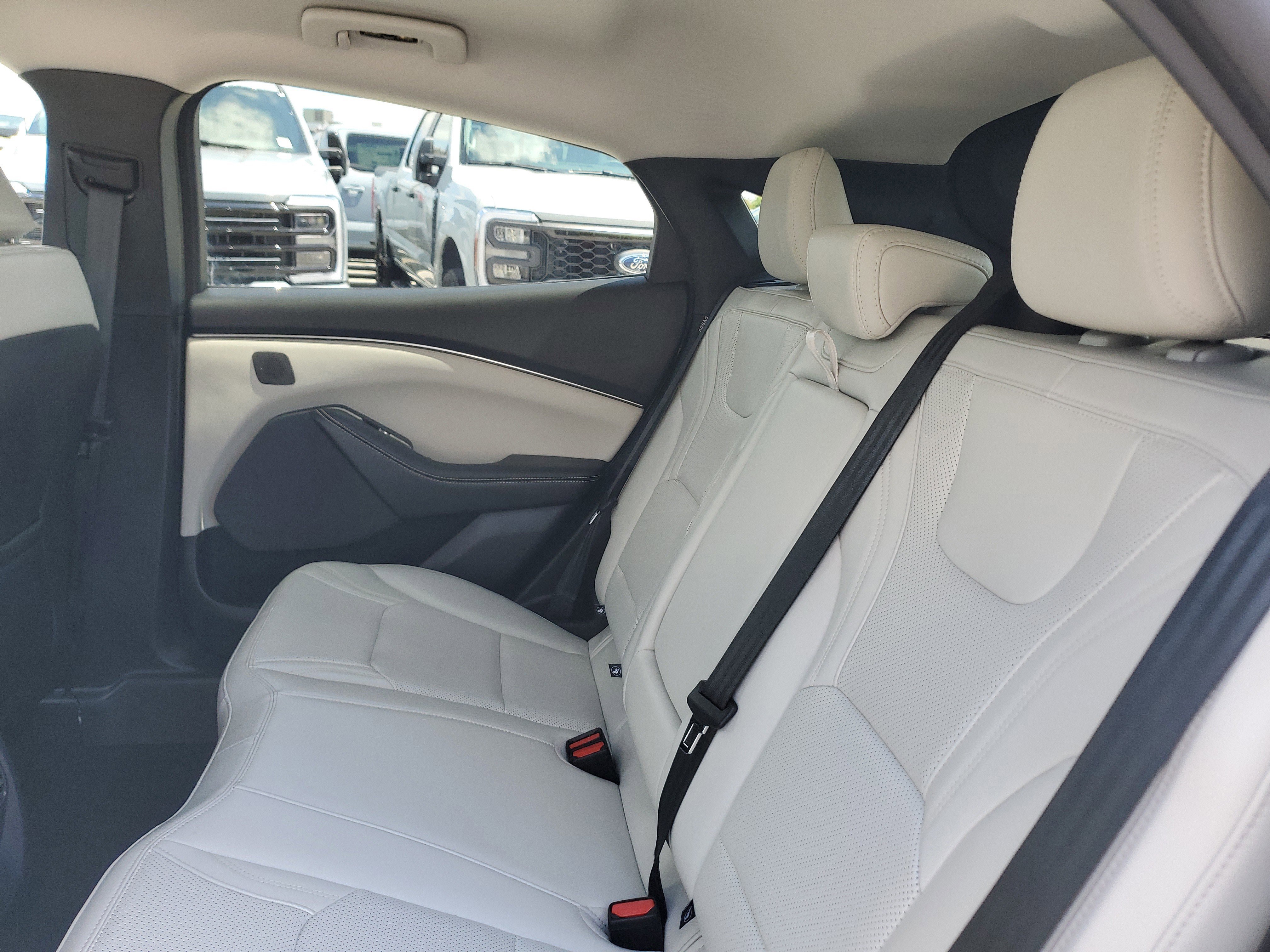Used 2025 Ford Mustang Mach-E Premium RWD image 18
