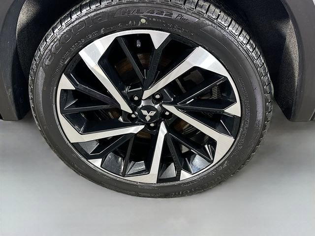 Used 2022 Mitsubishi Outlander SE image 29