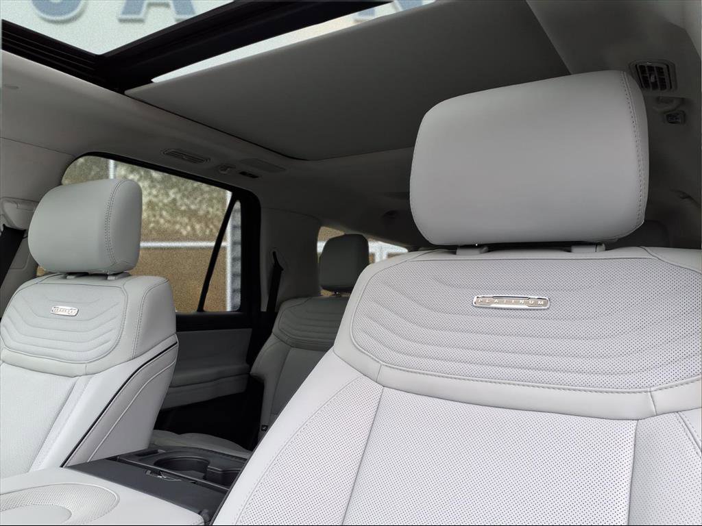 New 2025 Ford Expedition Max Platinum w/ Platinum Ultimate Package image 11