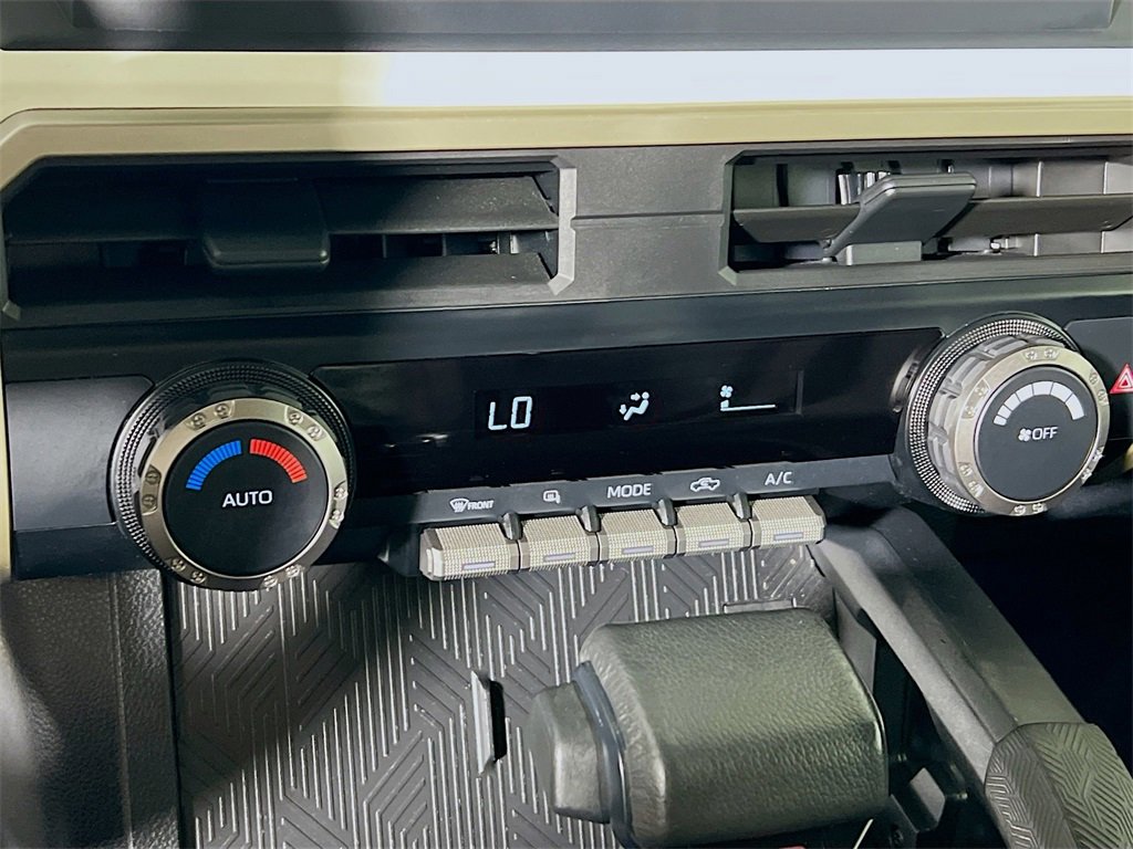 Certified 2024 Toyota Tacoma TRD Sport image 15