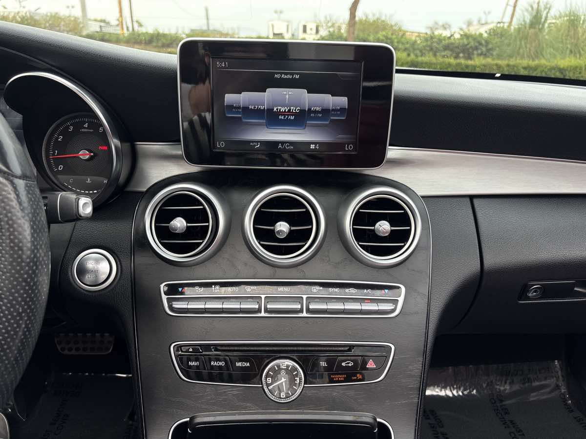 Used 2018 Mercedes-Benz C 300 Cabriolet image 23