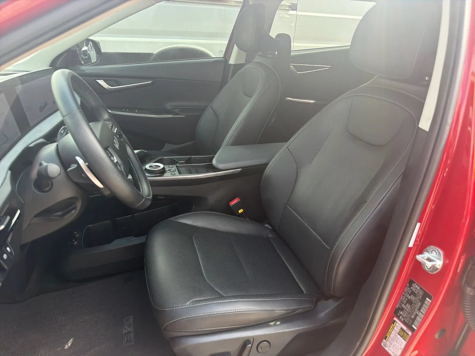 Used 2023 Kia EV6 Wind RWD image 10