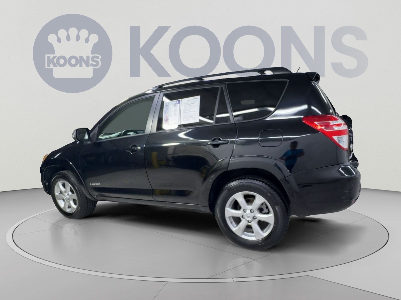 Used 2010 Toyota RAV4 Limited AWD/4WD image 8