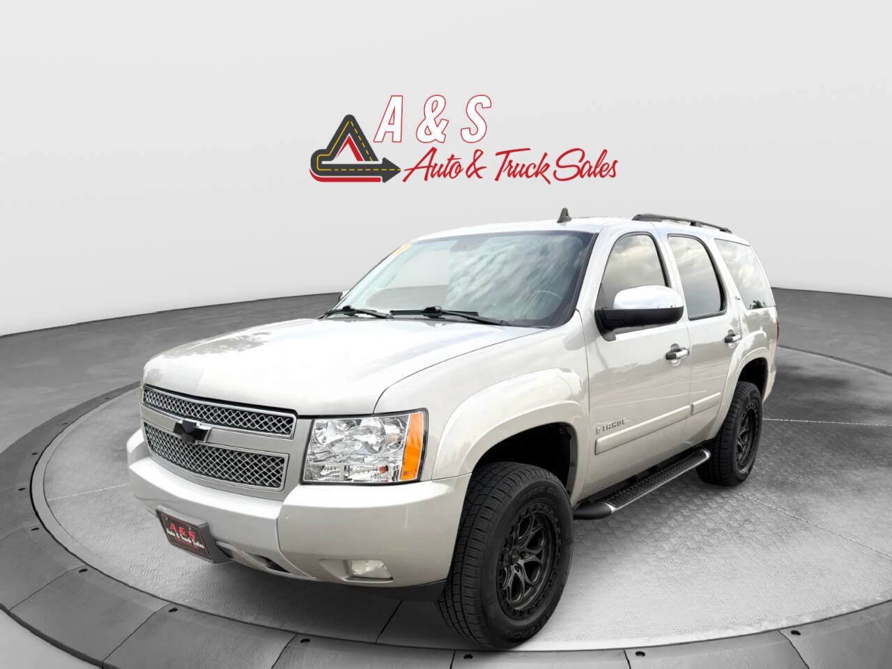 Used 2008 Chevrolet Tahoe LT w/ LT Preferred Equipment Group AWD/4WD image 3