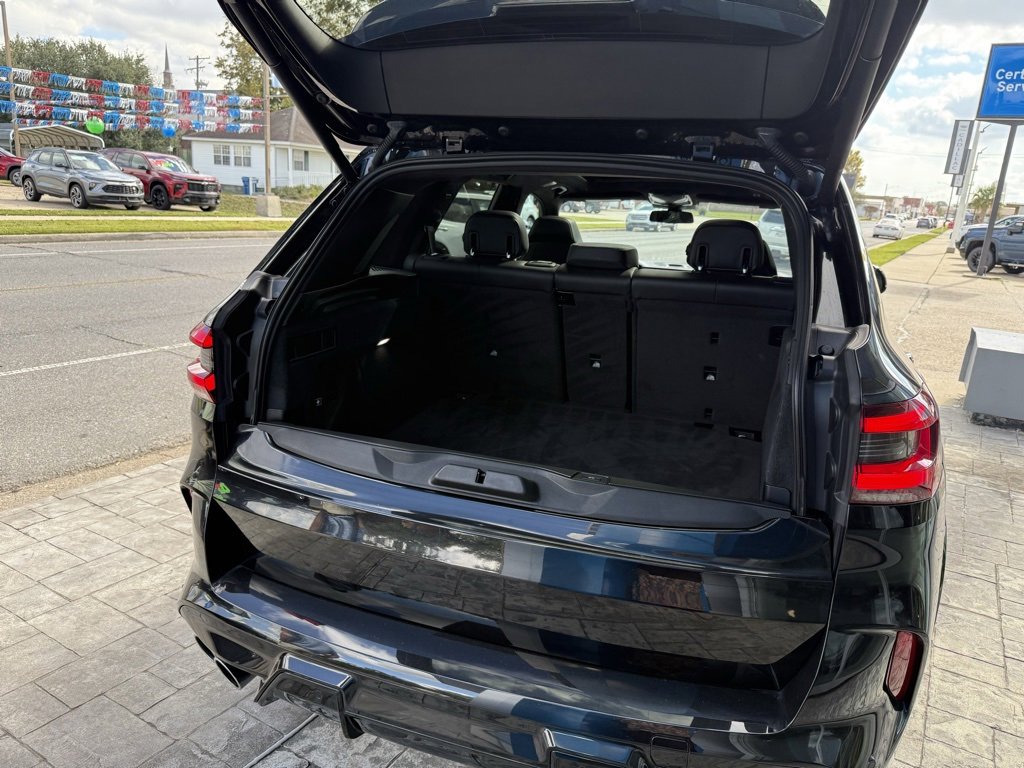 Used 2021 BMW X5 M w/ Executive Package image 38