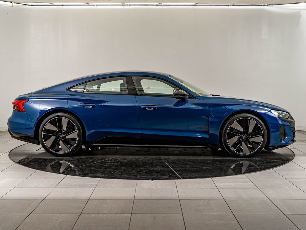 Used 2023 Audi e-tron GT Prestige AWD/4WD image 4