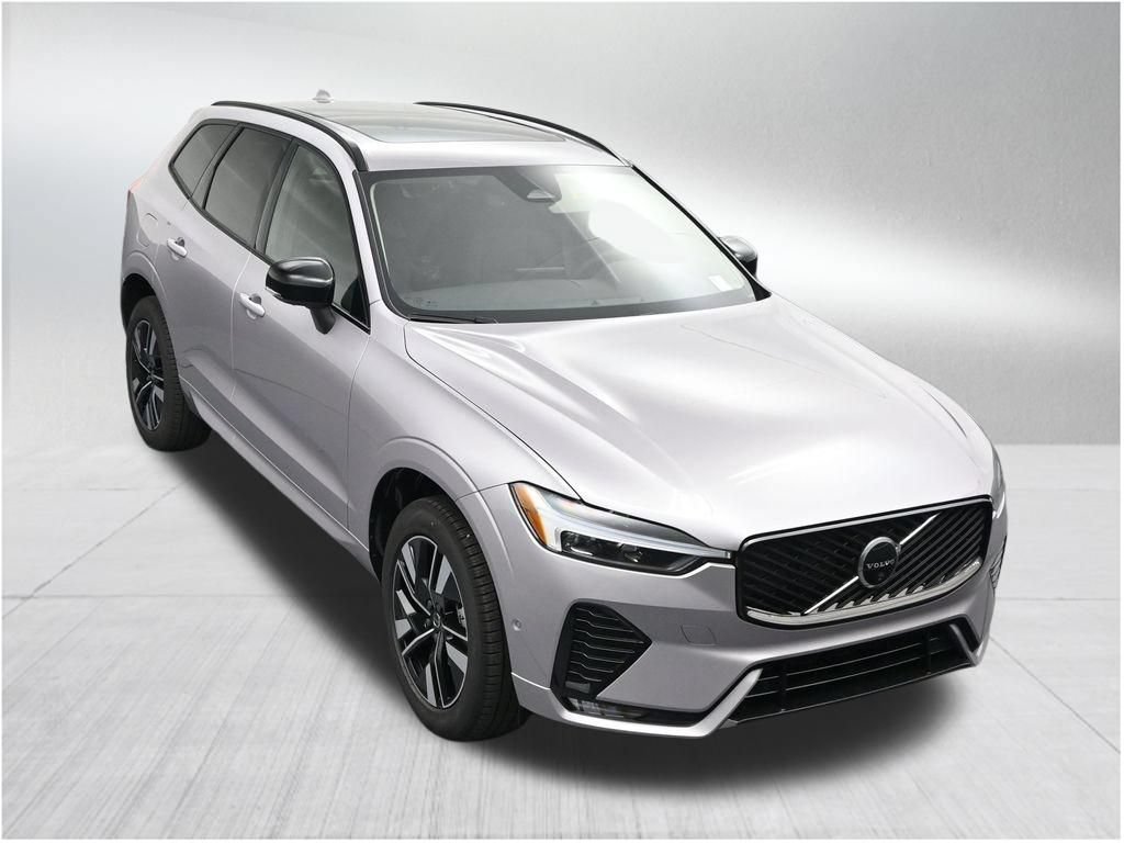 New 2026 Volvo XC60 B5 Plus AWD/4WD image 19
