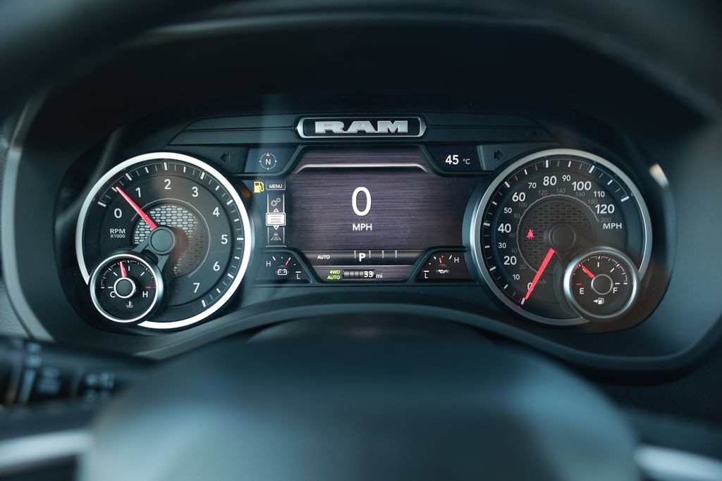 New 2026 RAM 1500 4x4 Crew Cab image 18