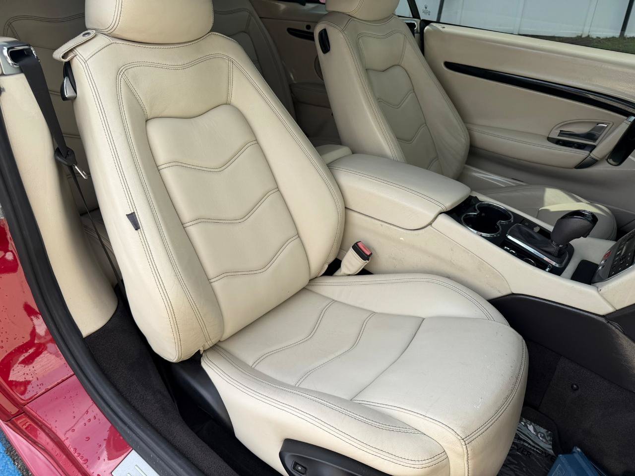 Used 2012 Maserati GranTurismo Sport RWD image 41