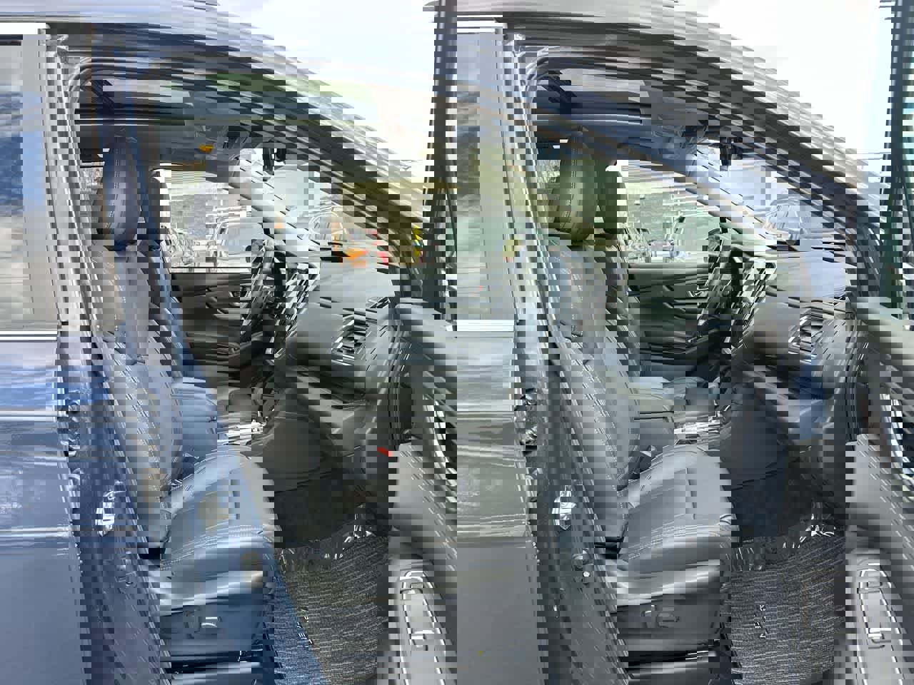 Certified 2024 Subaru Ascent Limited w/ Technology Package image 30