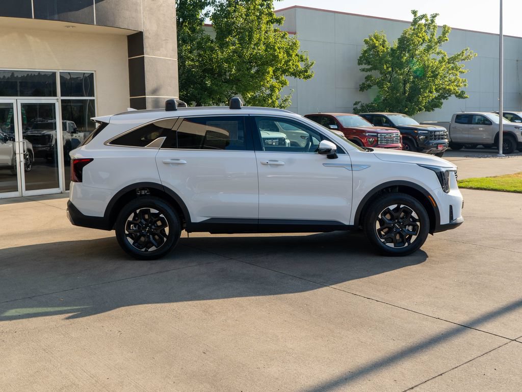New 2026 Kia Sorento S AWD/4WD image 8