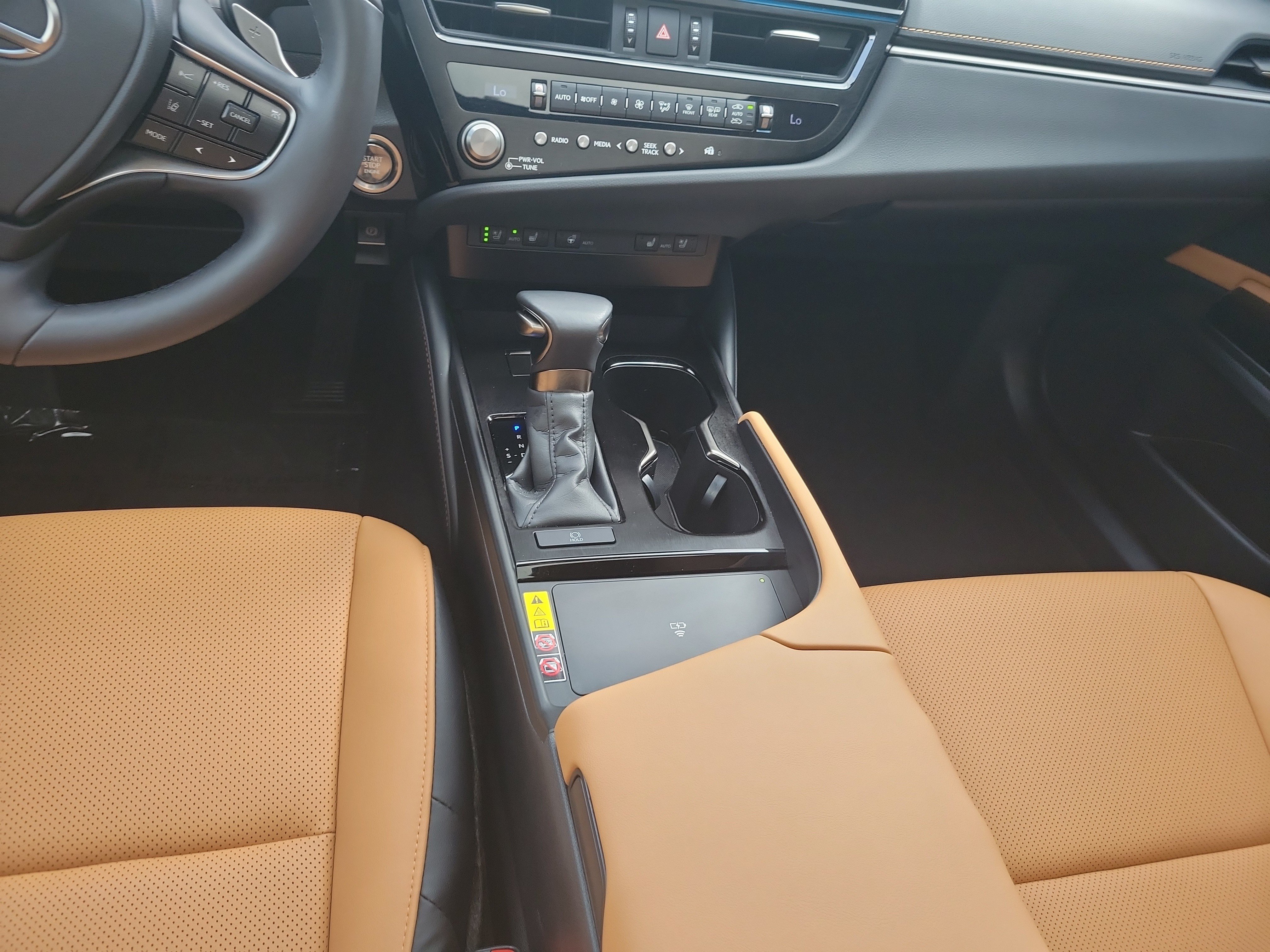 Used 2024 Lexus ES 350 w/ Premium Package FWD image 20
