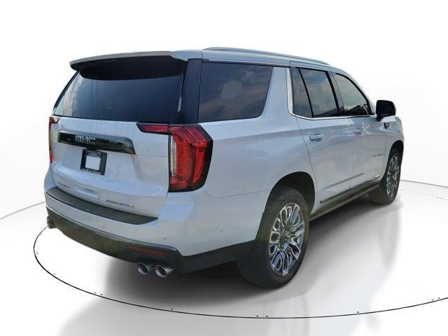 Used 2023 GMC Yukon Denali Ultimate AWD/4WD image 3