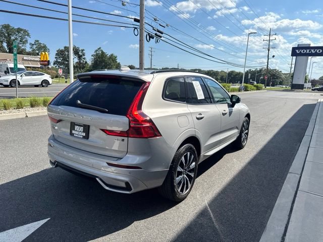 Used 2023 Volvo XC60 B5 Plus w/ Climate Package AWD/4WD image 5
