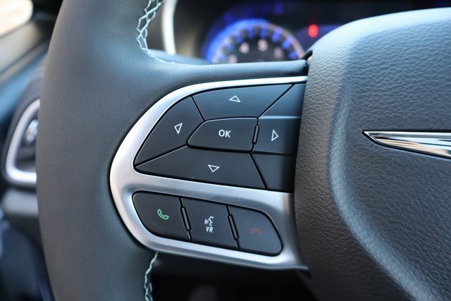 New 2026 Chrysler Pacifica Select image 14