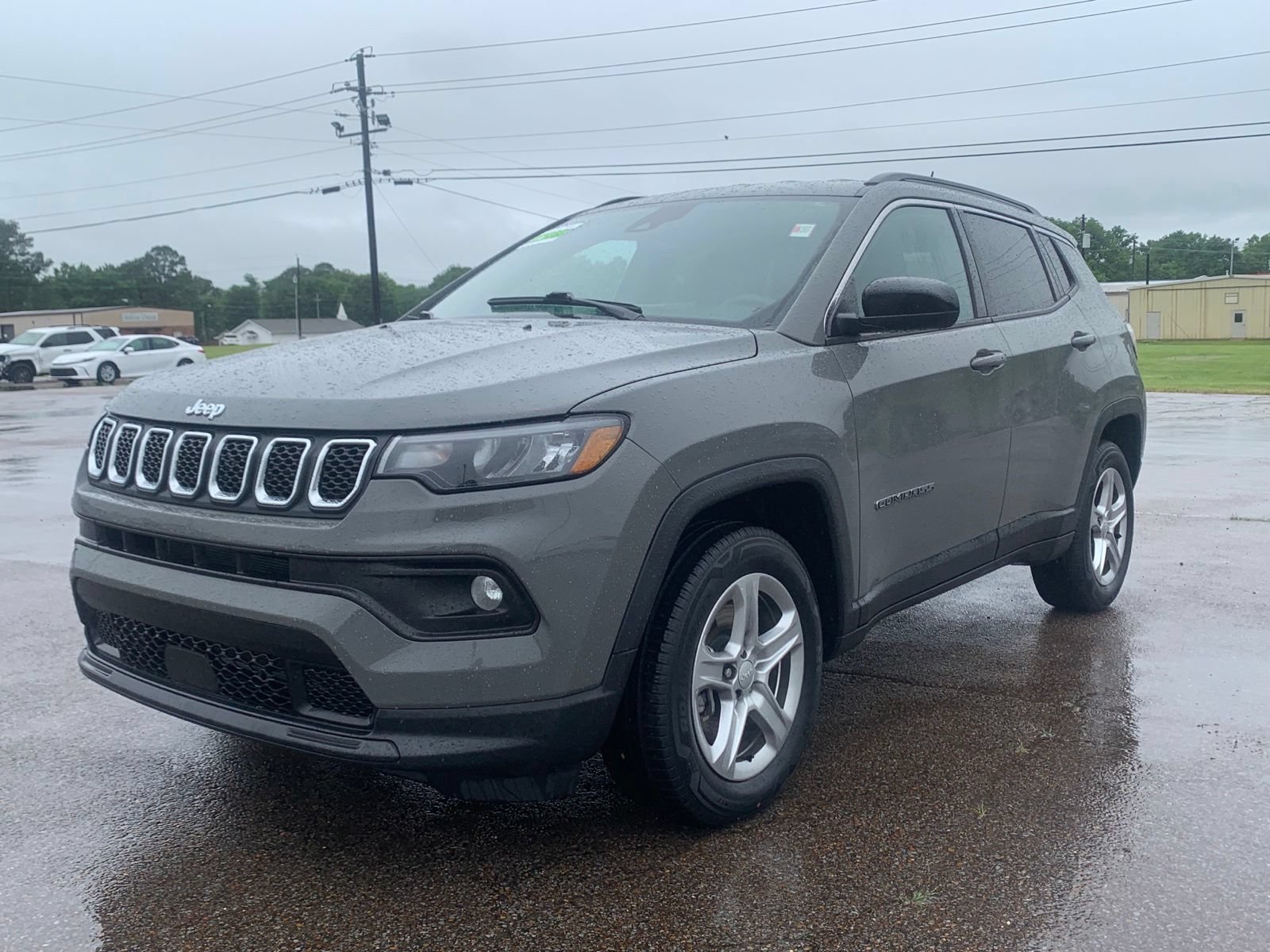 Used 2023 Jeep Compass Latitude AWD/4WD image 3