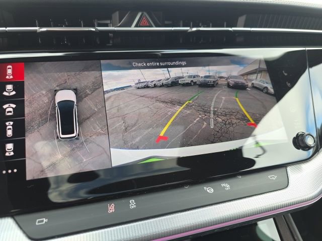 Used 2024 Jeep Wagoneer Launch Edition image 28