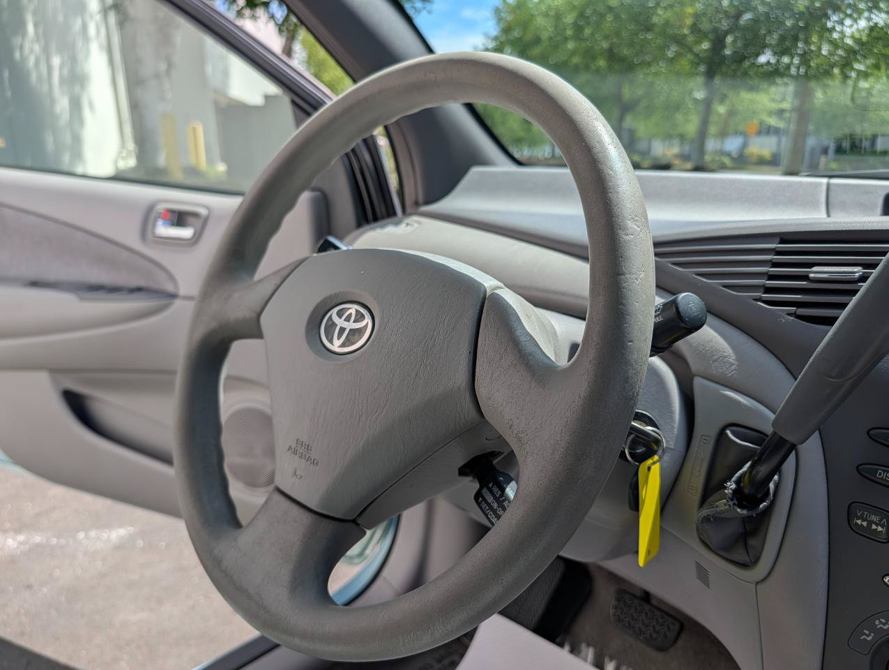 Used 2001 Toyota Prius FWD image 14